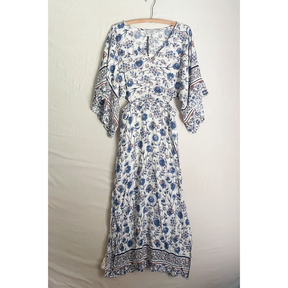NWT Dress Forum Floral White,Blue,Rust Maxi Dress. Size Small.Side Open Splits.